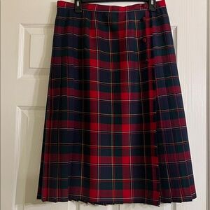 Vintage Highland Queen Wool Tartan Red/Green Plaid Pleated Wrap Skirt Size 16